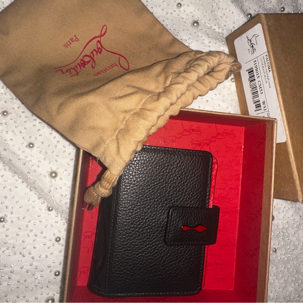 Christian Louboutin Paloma Wallet - Picture 5 of 6